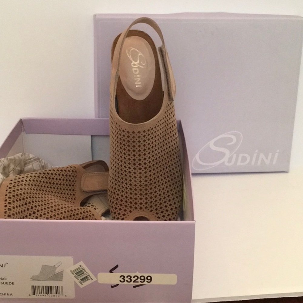Sudini “Aly” Taupe Sling Back dress Wedge Perforated Suede Sandal Sz 10 NIB - Picture 14 of 15
